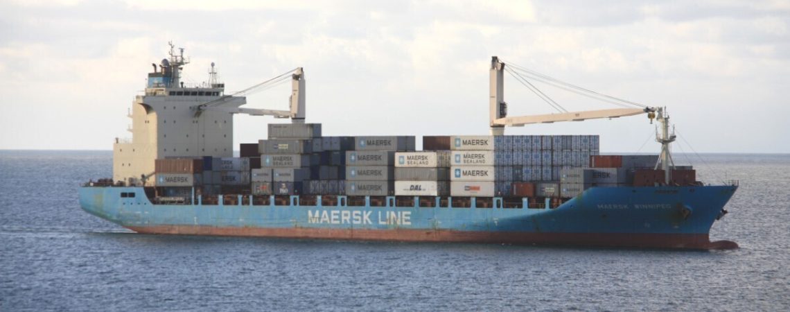 Small Business Benefits of Working with Winnipeg shipping companies