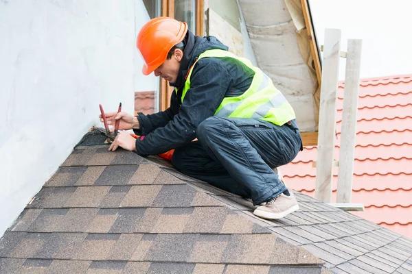 Finding an Experienced roofing contractor albany for Roof Repairs
